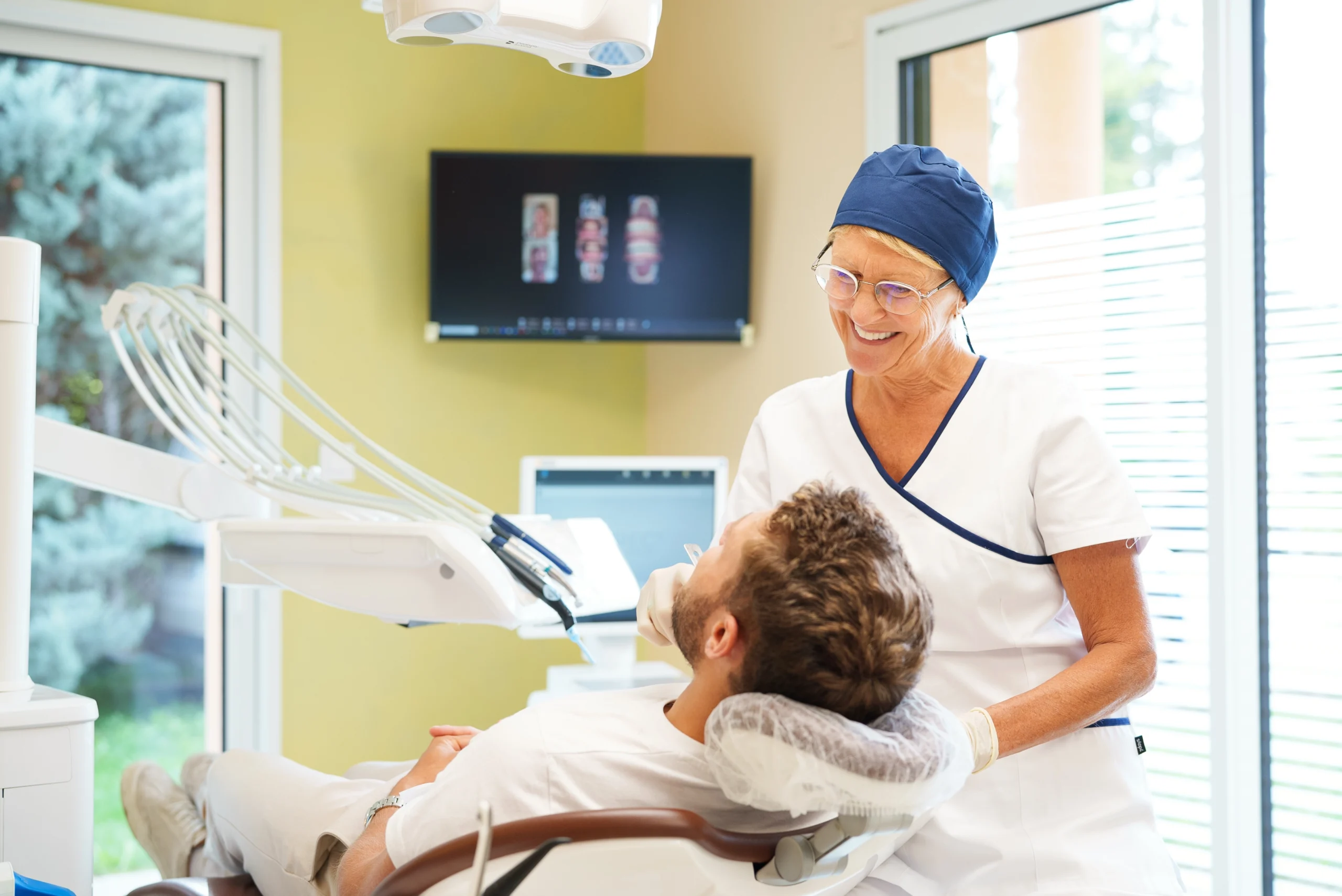 Etudes-de-cas-symboliques-de-certaines-problématiques-La-Clinique-Du-Sourire-Die