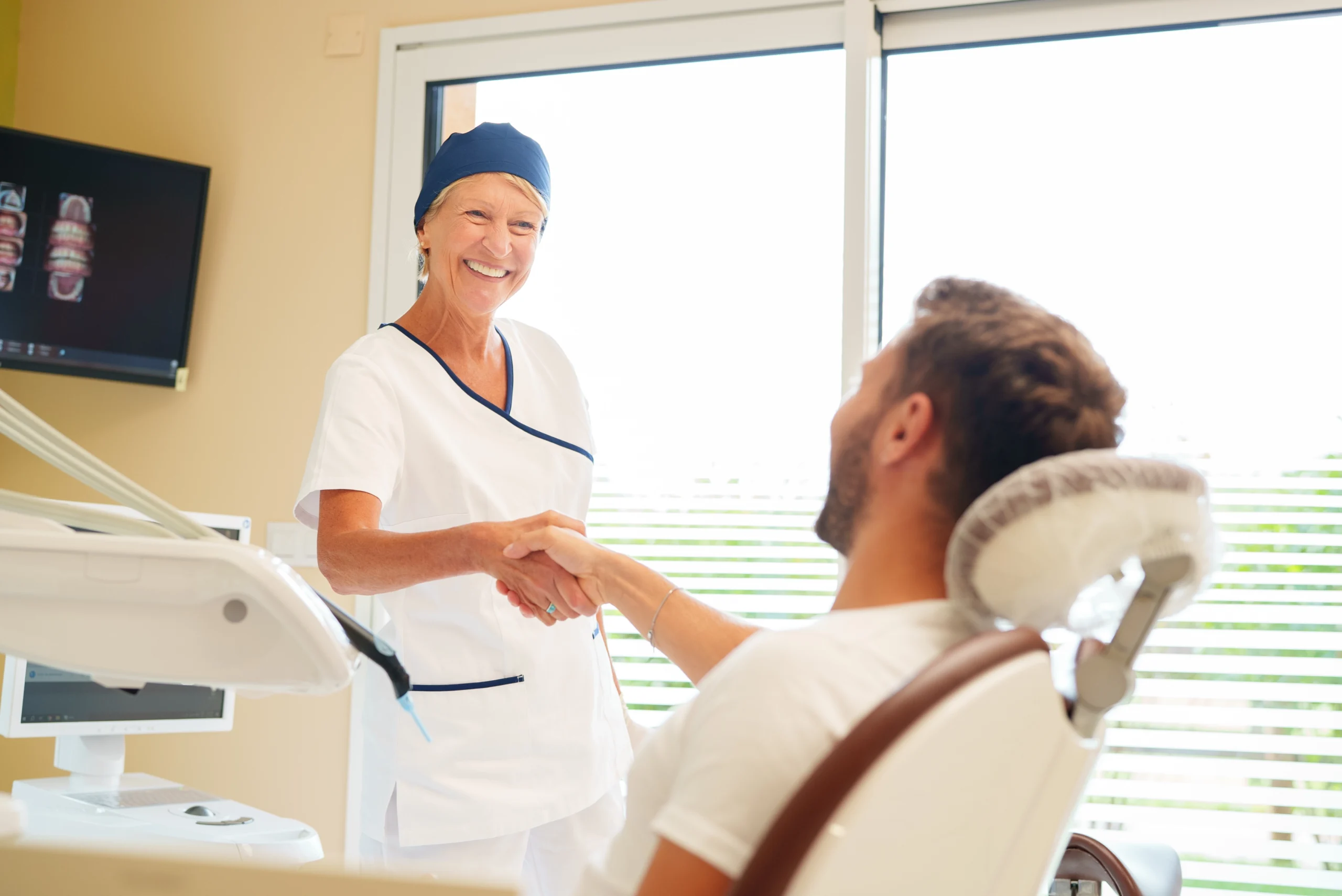 Les-principes-de-la-dentisterie-holistique-La-Clinique-du-Sourire-Die